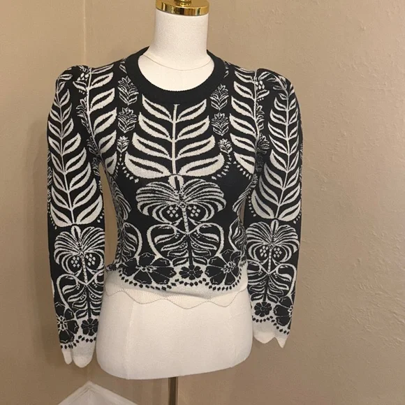 NWOT Farm Rio BLACK AINIKA TROPICAL SPLENDOR PUFF SHOULDER PO SWEATER Size XS - Picture 2 of 13